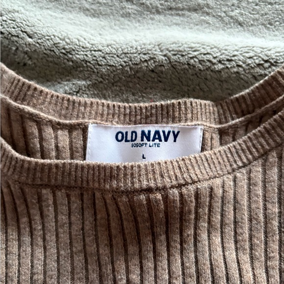 Old Navy Ribbed Sweater - Picture 2 of 2